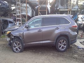 2014 TOYOTA HIGHLANDER, XLE MODEL, 3.5L, AT, FWD.   Z25217